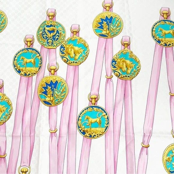 CELINE Paris Carre 90 100% Silk Medallion Ornament Print Square Scarf - Picture 7 of 8